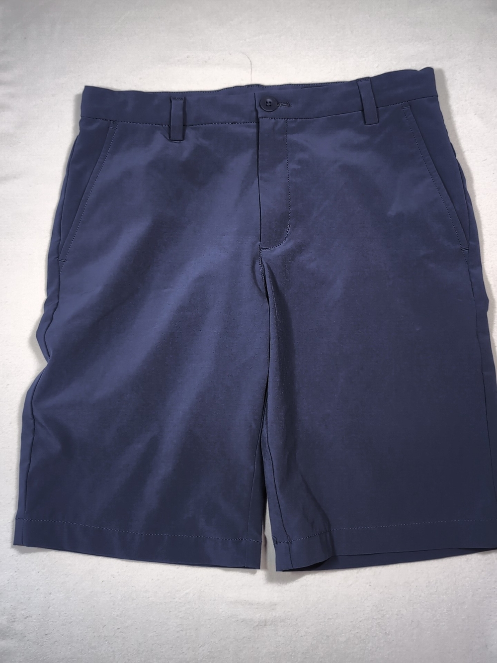 Vineyard Vines Women's Navy Flat-Front Performance Shorts
